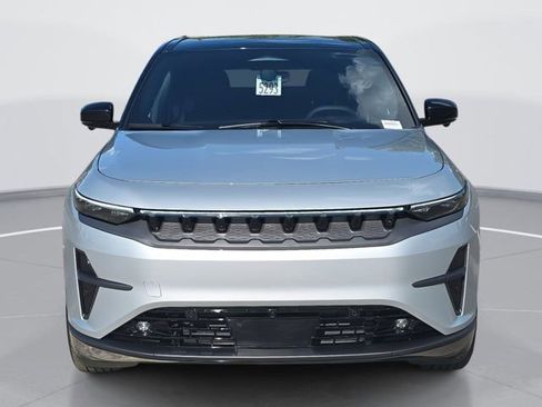 Used 2025 Jeep Wagoneer S Limited image 8