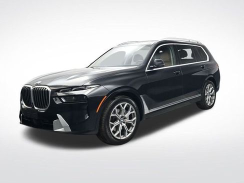 Used 2024 BMW X7 xDrive40i w/ Executive Package image 10