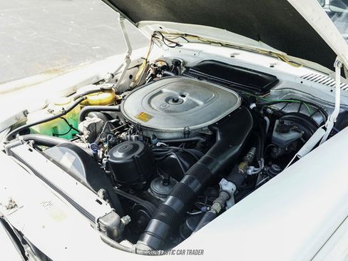 Used 1987 Mercedes-Benz 560 SL image 24