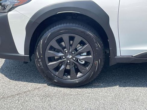 Certified 2025 Subaru Outback Onyx Edition w/ Popular Package #2 image 9