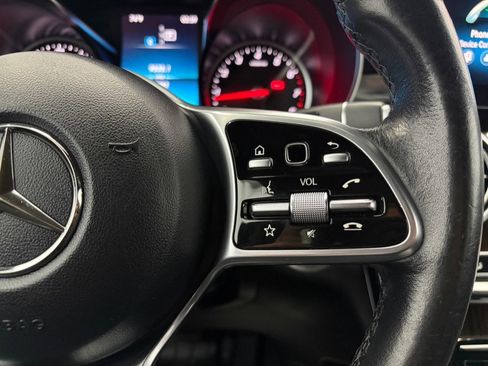 Used 2020 Mercedes-Benz GLC 300 4MATIC image 22