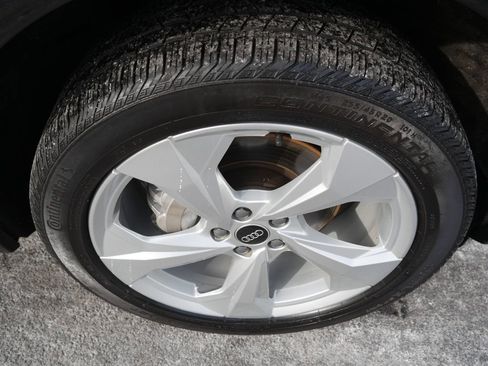 Certified 2023 Audi Q5 2.0T Premium Plus w/ Premium Plus Package image 15