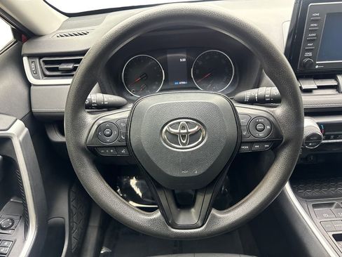 Used 2021 Toyota RAV4 XLE image 57