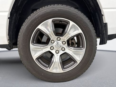 Used 2023 RAM 1500 Laramie AWD/4WD image 13
