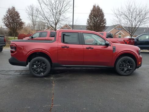 New 2025 Ford Maverick XLT w/ XLT Luxury Package image 32