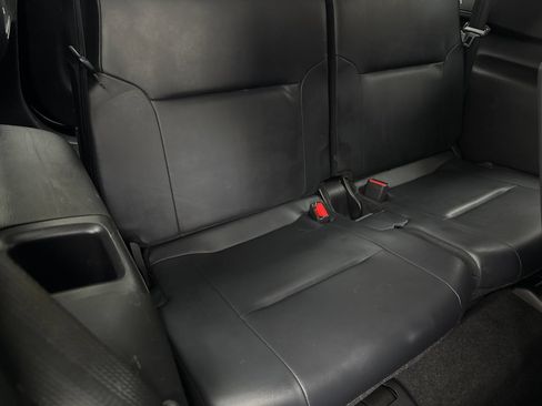 Used 2023 Mitsubishi Outlander SE FWD image 48