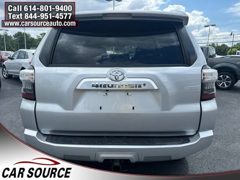 Used 2018 Toyota 4Runner SR5 AWD/4WD image 7