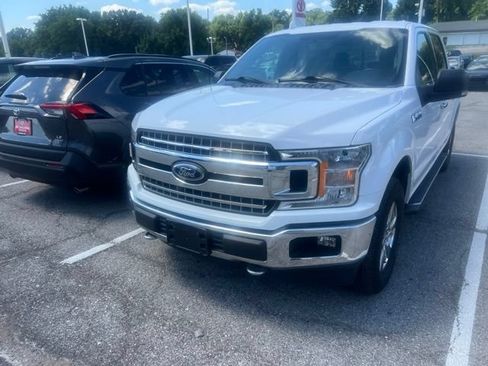 Used 2018 Ford F150 XLT w/ Equipment Group 302A Luxury AWD/4WD image 3