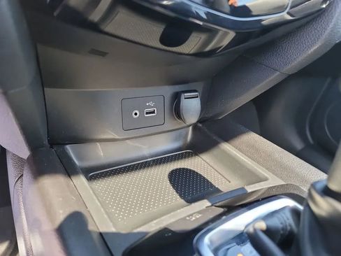 Used 2018 Nissan Rogue SV w/ Sun & Sound Touring Package AWD/4WD image 25
