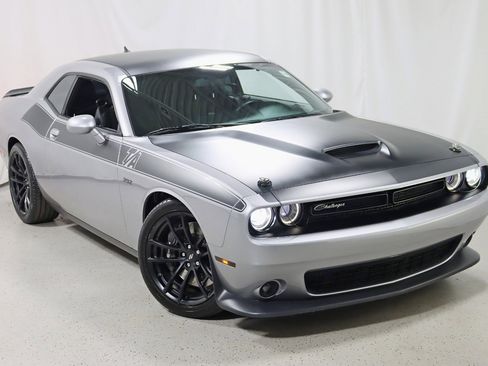 Used 2018 Dodge Challenger T/A image 6