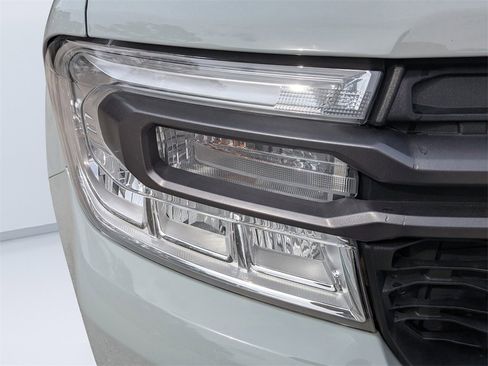 Used 2023 Ford Maverick XLT w/ XLT Luxury Package image 9