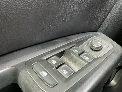 Used 2021 Volkswagen Atlas SEL FWD image 18