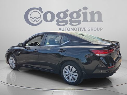 Used 2024 Nissan Sentra S FWD image 3