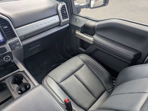 Used 2022 Ford F250 Lariat w/ Lariat Ultimate Package image 18