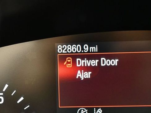 Used 2020 Ford Escape SEL FWD image 19