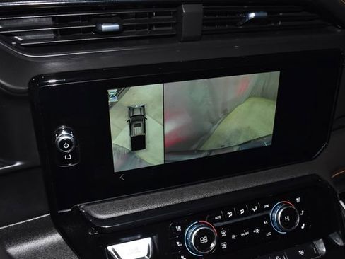 Used 2022 GMC Sierra 1500 AT4 w/ AT4 Premium Package image 17