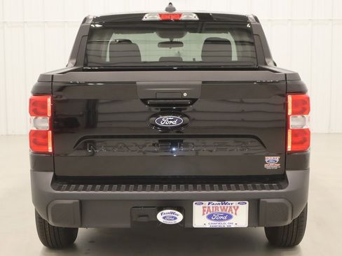 New 2025 Ford Maverick XL image 7