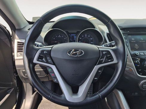 Used 2014 Hyundai Veloster w/ Style Package 02 FWD image 17