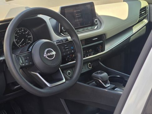 Used 2023 Nissan Rogue SV AWD/4WD image 23