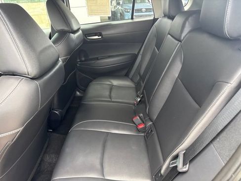 Used 2025 Toyota Corolla Cross XLE FWD image 27