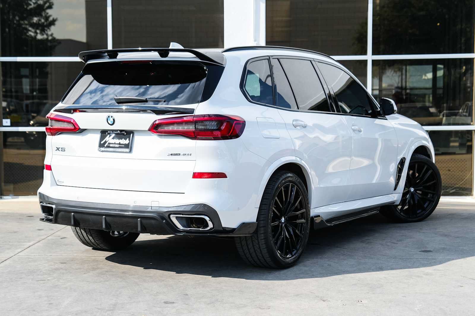 Used 2019 BMW X5 xDrive40i w/ M Sport Package AWD/4WD image 10