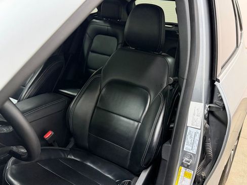 Used 2024 Ford Escape Platinum AWD/4WD image 39