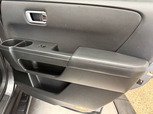 Used 2010 Honda Pilot LX image 31