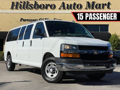 Used 2017 Chevrolet Express 3500 LT w/ LT Preferred Equipment Group image 1