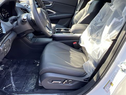New 2026 Acura RDX SH-AWD image 10