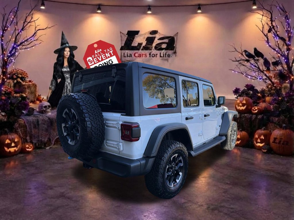 Used 2024 Jeep Wrangler Unlimited Rubicon 4xe w/ Convenience Group AWD/4WD image 3