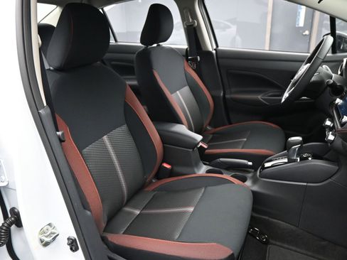 New 2025 Nissan Versa SR w/ Trunk Package image 14