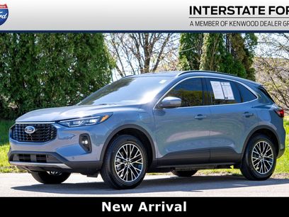 Used 2026 Ford Escape SE w/ PHEV Premium Package