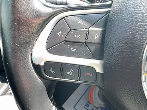 Used 2020 Jeep Compass Latitude image 23