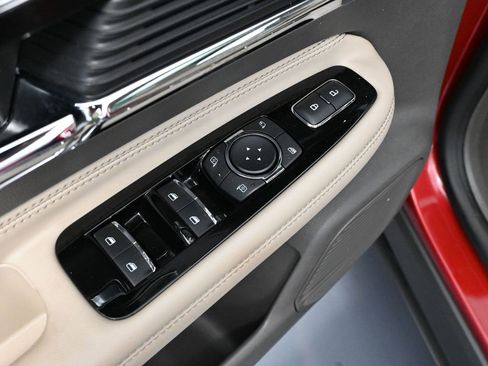 Used 2022 Lincoln Corsair Reserve w/ Equipment Group 201A image 21