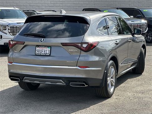 Used 2025 Acura MDX SH-AWD image 4
