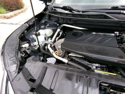 Used 2023 Nissan Rogue S FWD image 27