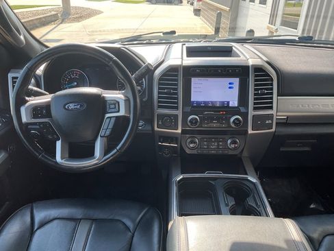 Used 2021 Ford F350 Platinum w/ Tremor Off-Road Package image 11