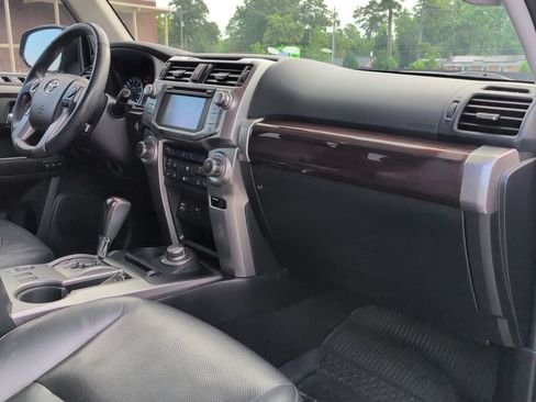 Used 2018 Toyota 4Runner Limited AWD/4WD image 28