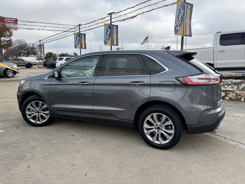 Certified 2024 Ford Edge Titanium image 11