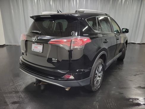 Used 2018 Toyota RAV4 XLE w/ Plus Extra Value Package AWD/4WD image 8