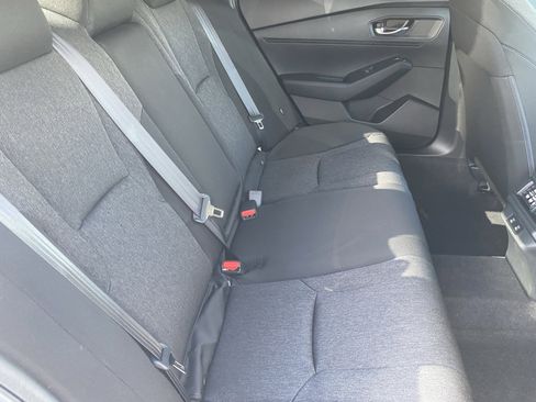 Used 2025 Honda Accord SE image 11