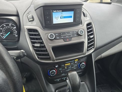 Used 2019 Ford Transit Connect XL image 32