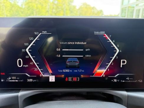 Used 2023 BMW 330e xDrive 330e xDrive w/ Premium Package image 23