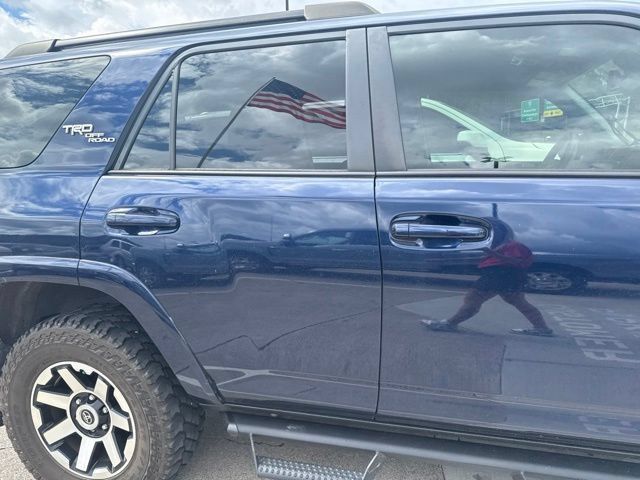 Used 2021 Toyota 4Runner TRD Off-Road AWD/4WD image 12