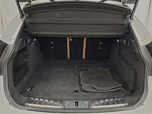 Used 2021 Jaguar F-PACE S image 42