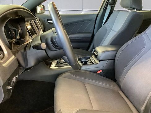 Used 2019 Dodge Charger SXT w/ Plus Group RWD image 7