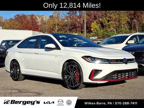 Used 2025 Volkswagen Jetta GLI Autobahn image 1