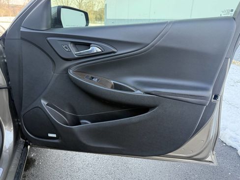 Used 2020 Chevrolet Malibu Premier image 25
