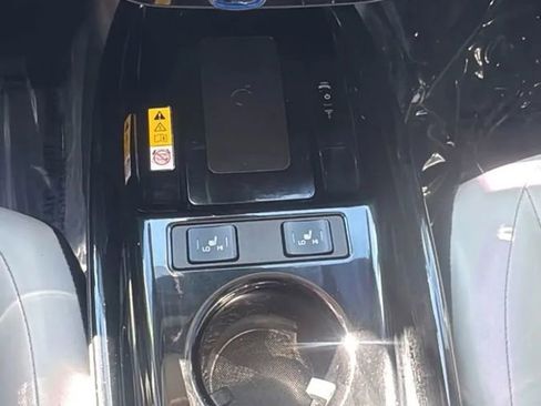 Used 2019 Toyota Prius Limited image 23