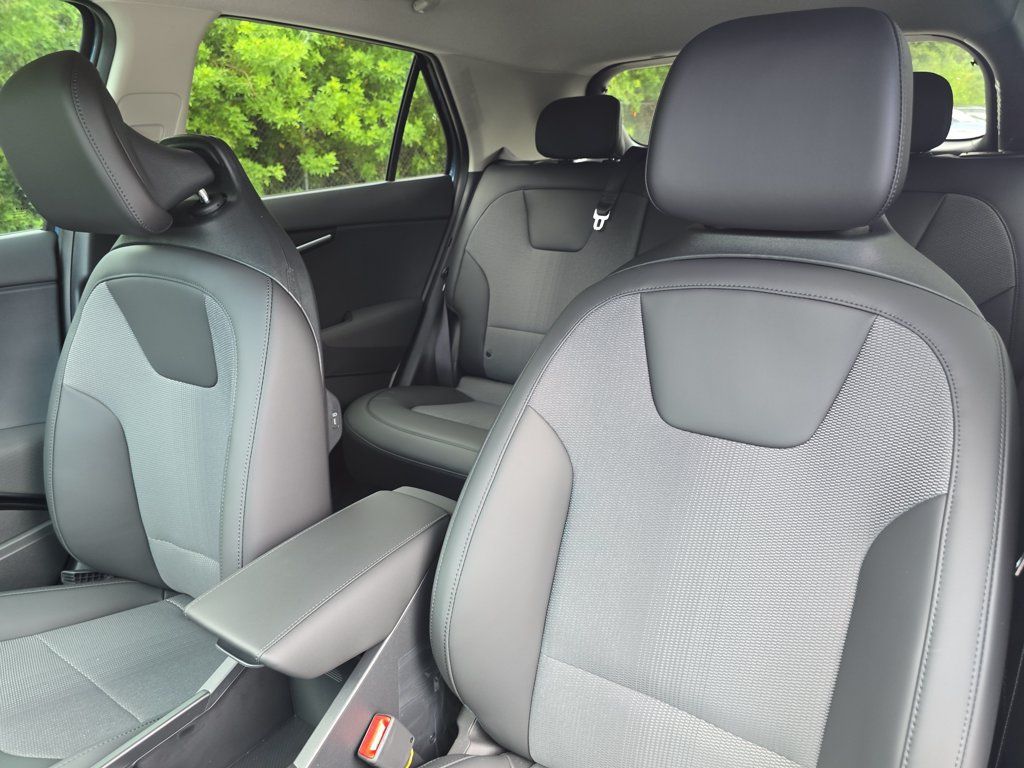 New 2026 Kia Niro Wind FWD image 22